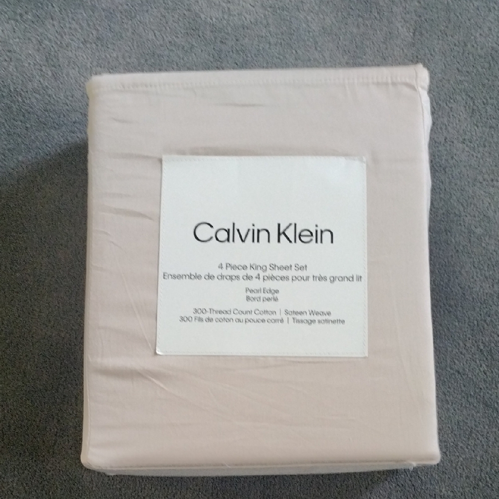 Calvin Klein Cream Bedding Sheets Luxurious Comfort